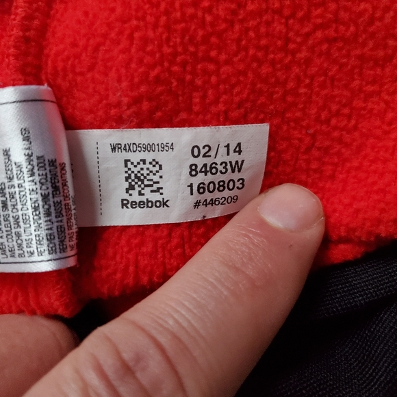 Calgary Stampeders Reebok Hoodie (2014), Red. - Picture 7 of 7